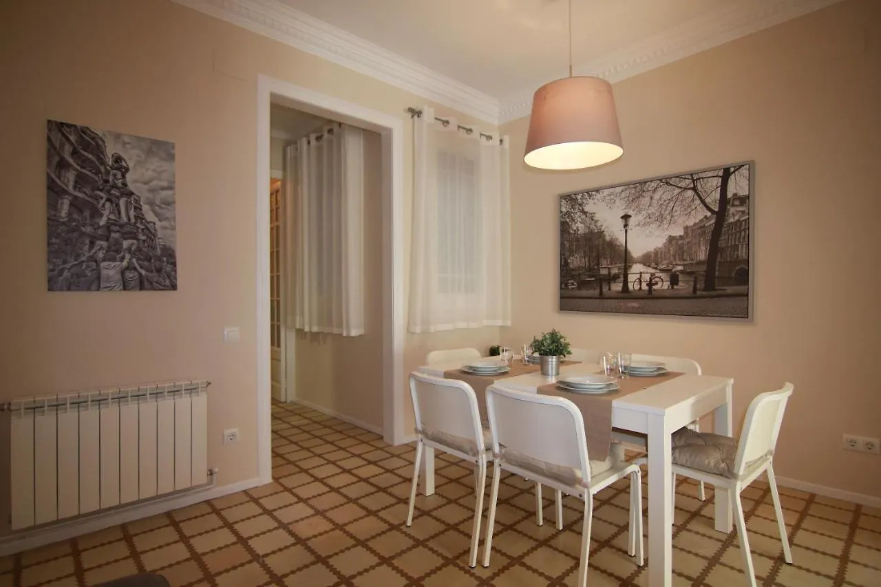 Corsega - Apartment In The Center Of Barcelona