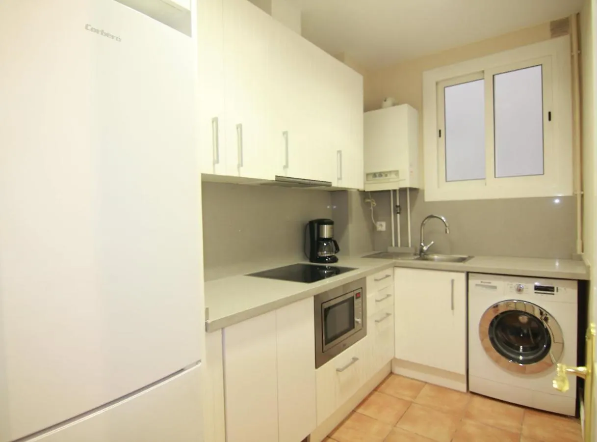 Corsega - Apartment In The Center Of Barcelona