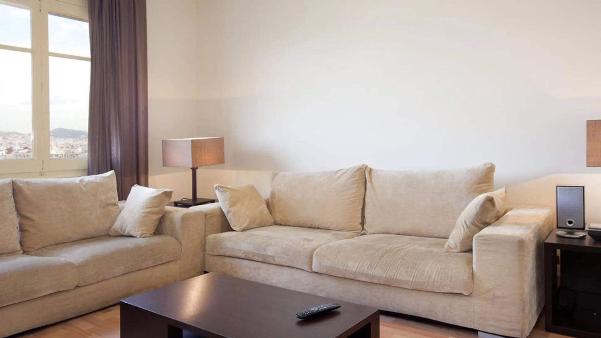 Corsega - Apartment In The Center Of Barcelona