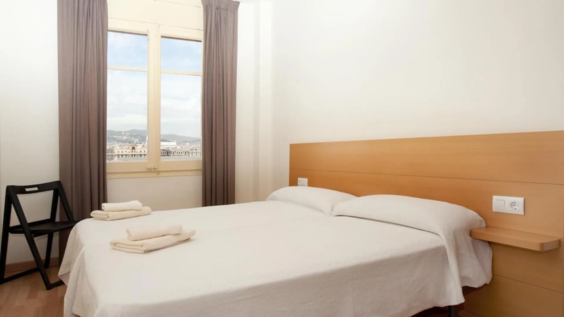 Corsega - Apartment In The Center Of Barcelona