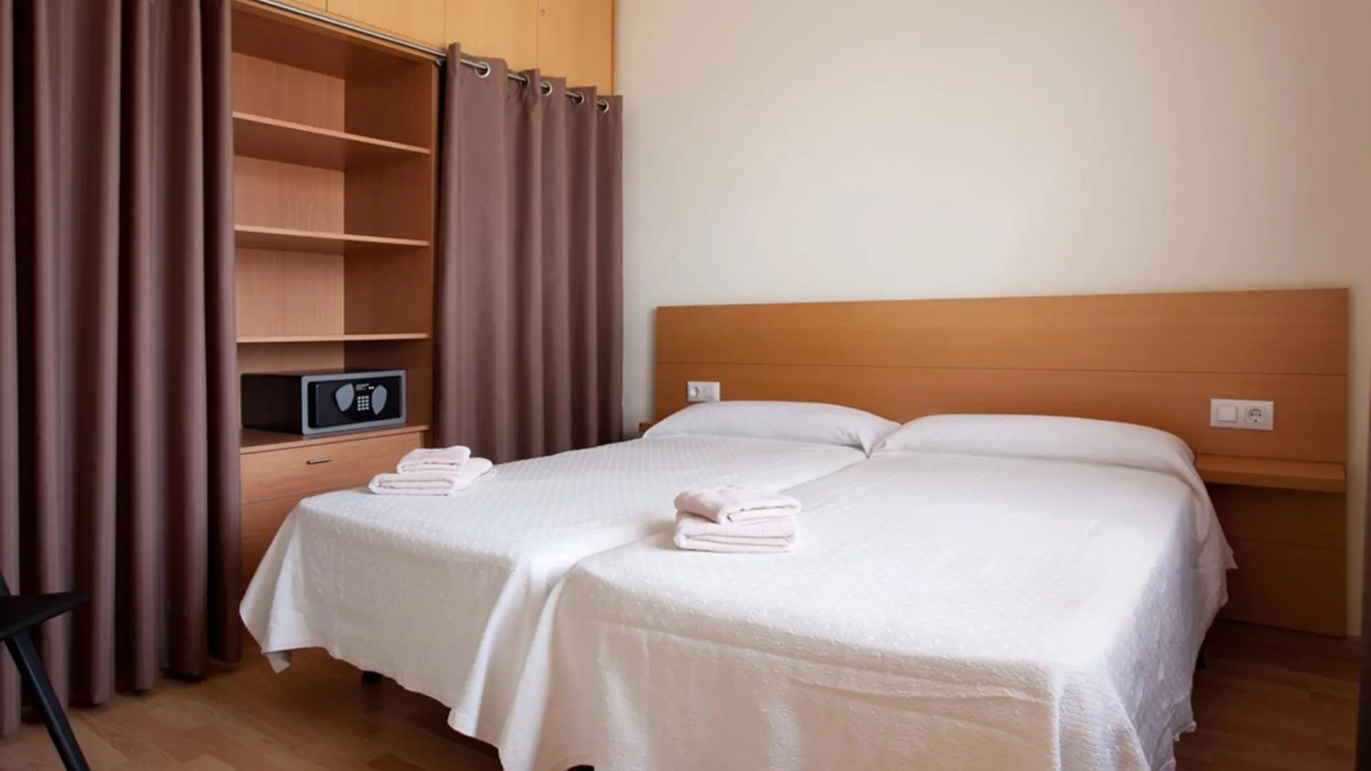Corsega - Apartment In The Center Of Barcelona Hiszpania